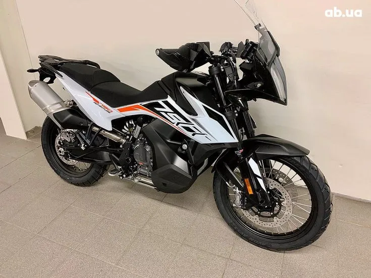 KTM 790 Image 5